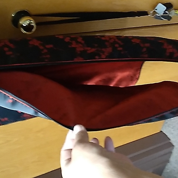 KIMONO BLACK/RED PRINT SIMPLY GORGEOUS!!! SZ L - Picture 4 of 13